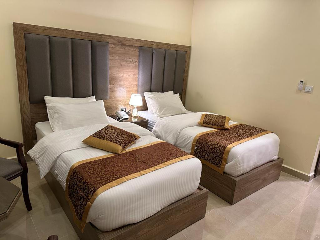 Shaqilath Hotel Wadi Musa Exterior foto